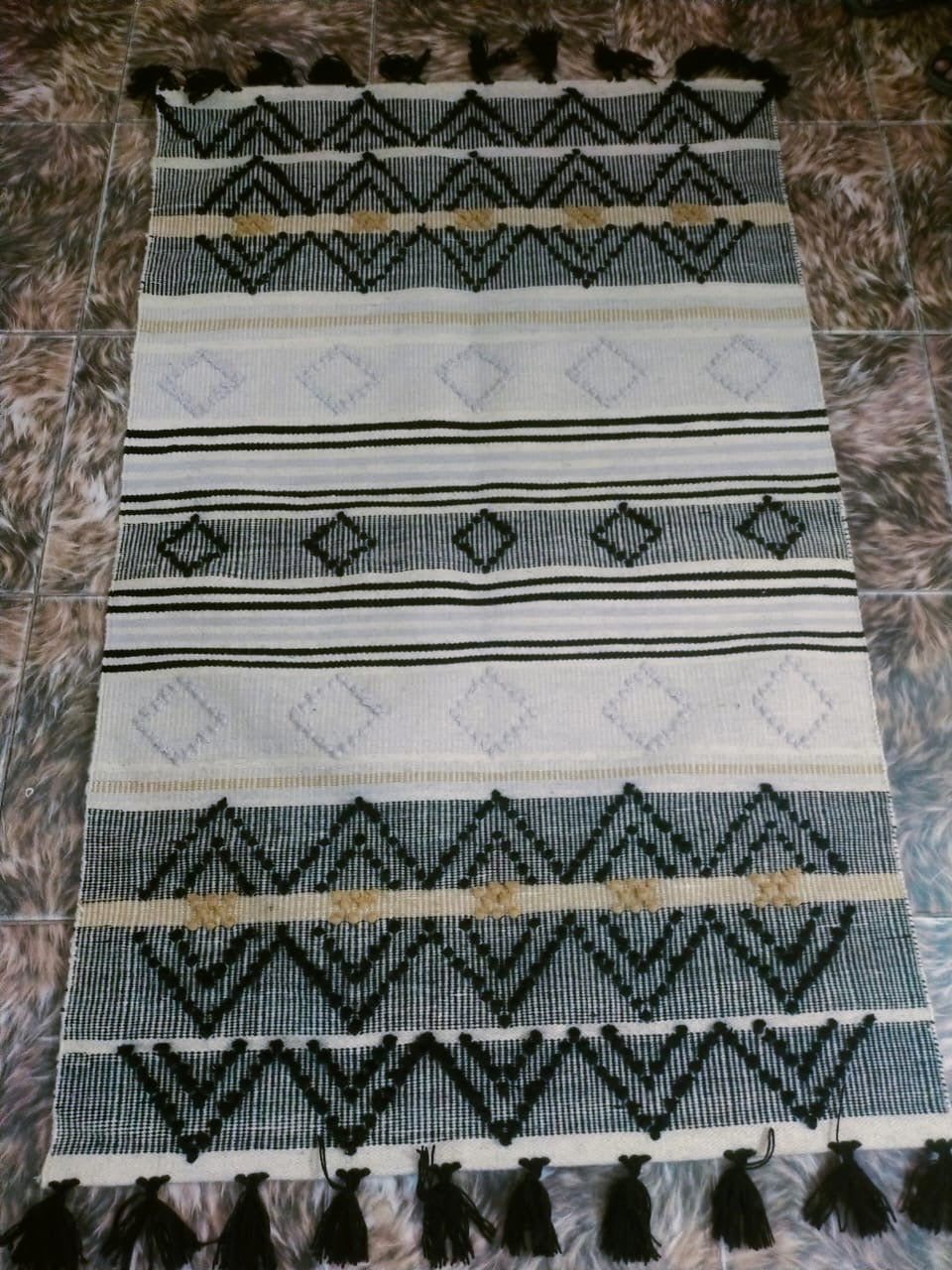 سجادة يدوية 200×100سم - Seg252